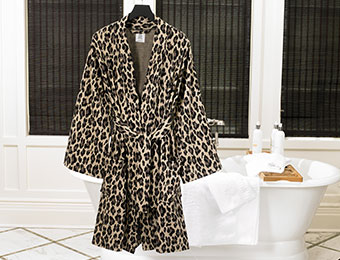 The More Style The Better: Leopard Robe