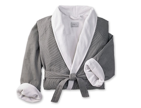 Micro Houndstooth Robe