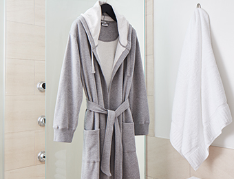 The More Style The Better: Rocky Robe